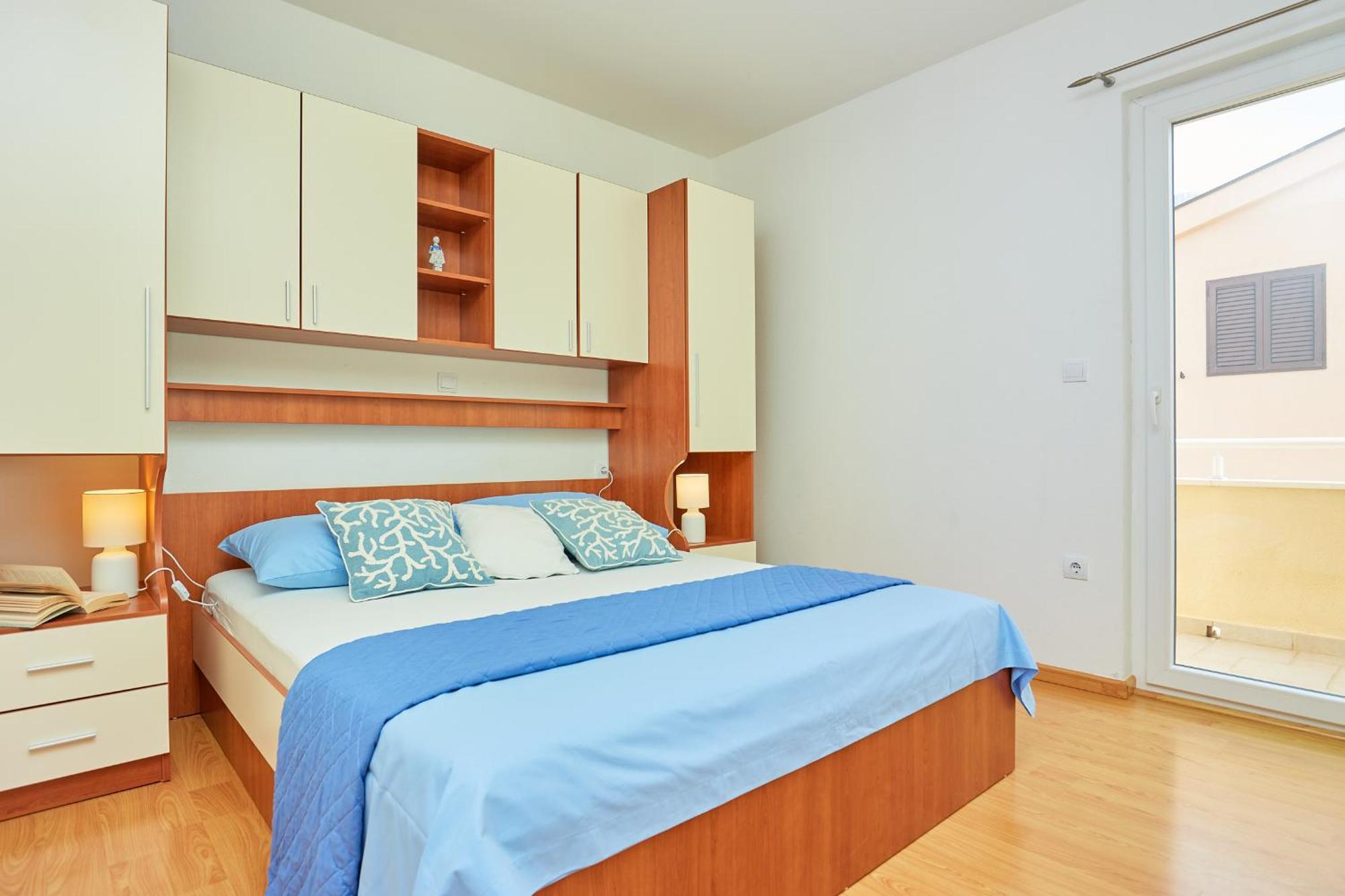 Apartments Zelic Tucepi Luaran gambar